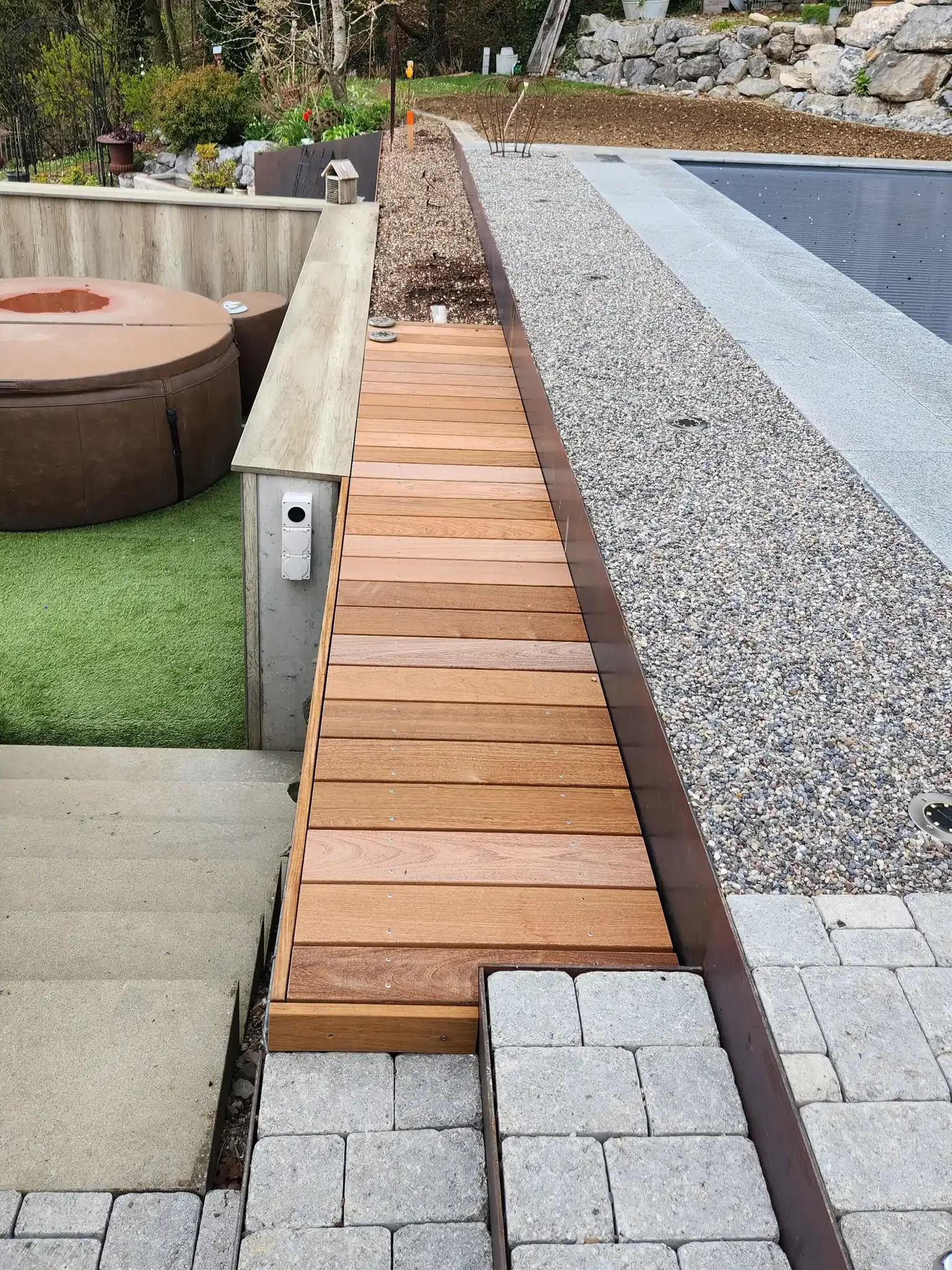 Detail des Holzrostes